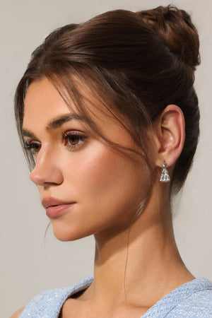 Delisy Taş ve İnci Detaylı Küpeler