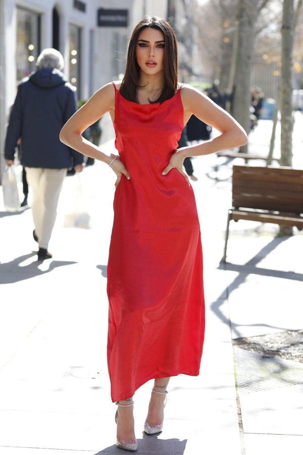 Bordo Saten Askılı Uzun Elbise