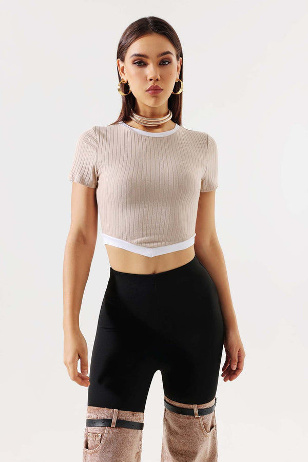 Örgü detaylı Iana üst, polyester ve spandex karışımı, bakım talimatlarıyla