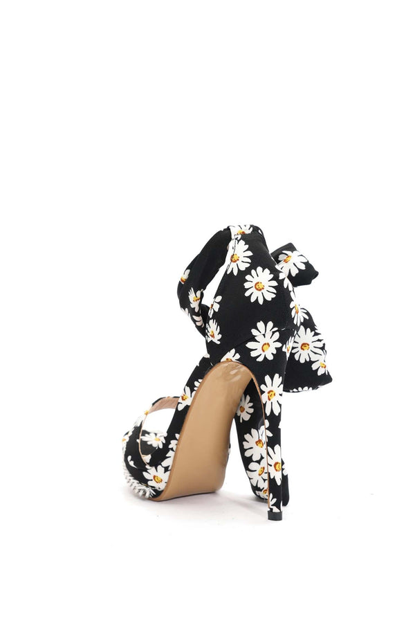 Grasa Çiçek Desenli İnce Bantlı Stiletto Sandalet