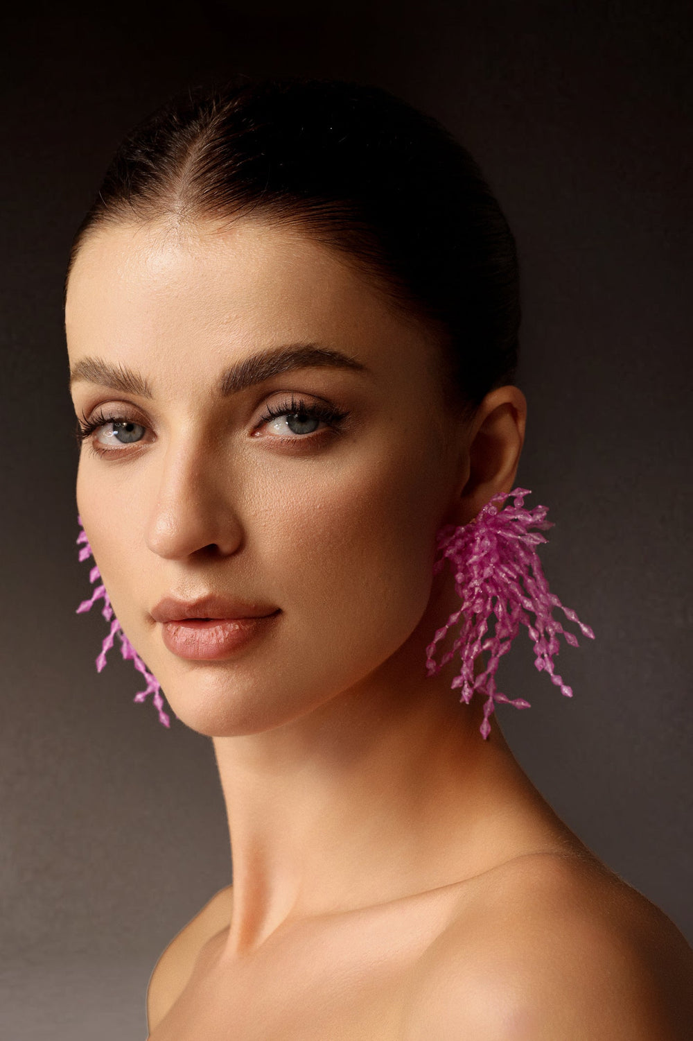 Püsküllü İnya Havai Fişek Küpeleri, çeşitli renklerde