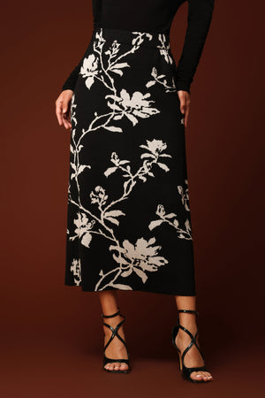 Faran Maxi Etek, acetate ipek yün karışımı, elde yıkanabilir.