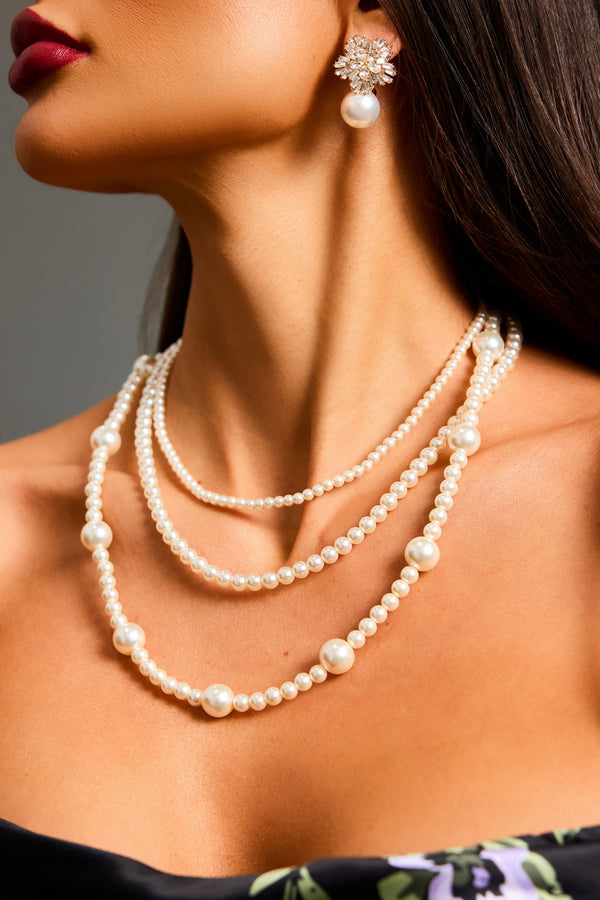 Zaha İnci ve Taş Detaylı Küpe