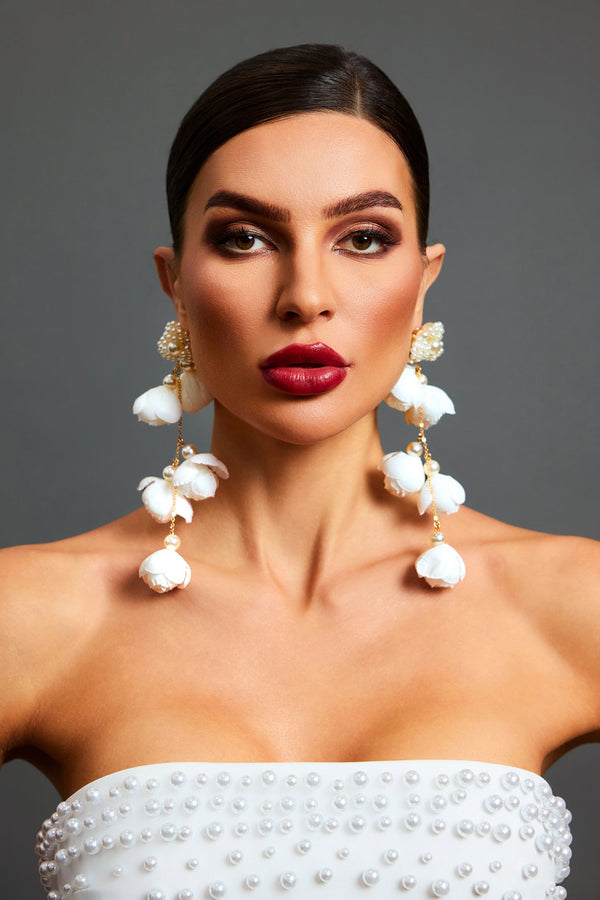 Lita Çiçek ve İnci Püsküllü Uzun Küpeler