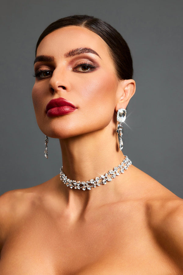 Natalie Taş Detaylı Mini Kolye