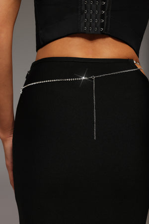 Suku Kelebekli Çift Katlı Bel Zinciri