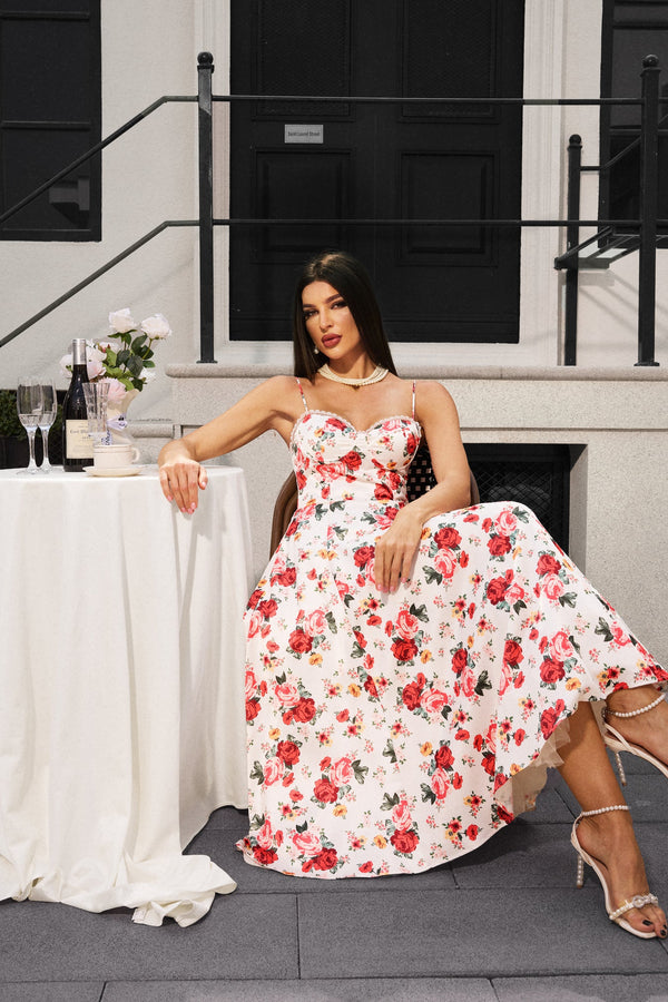 Giada Bağcıklı Çiçek Desenli Maksi Elbise