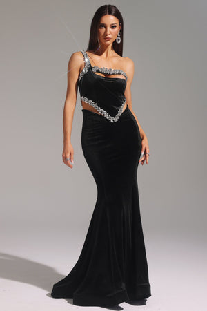 Stretch fabric dress with adaptable fit at bust, waist, and hips