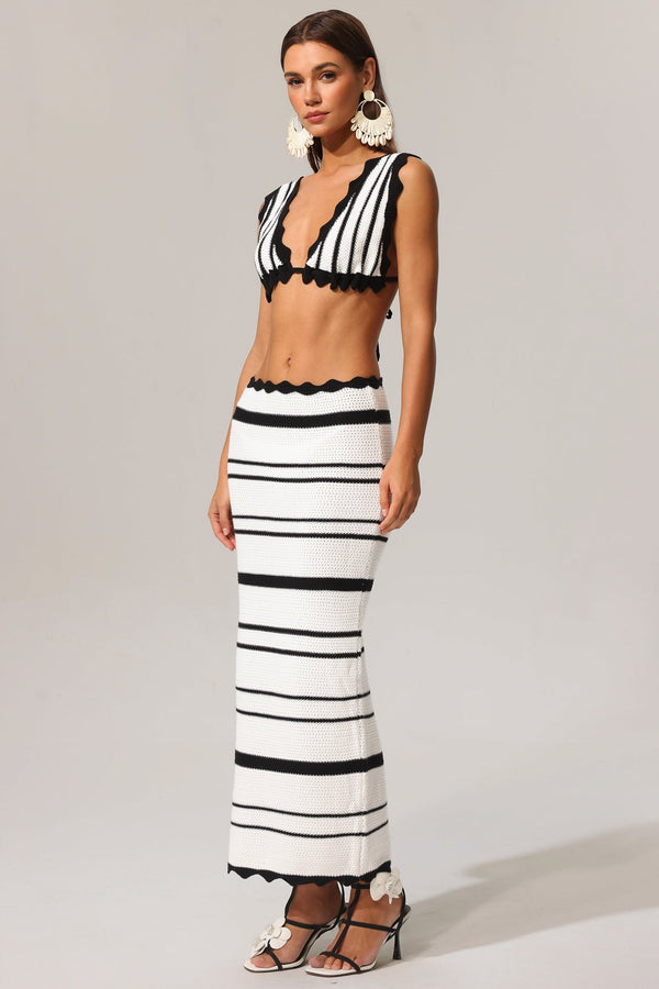 Tannen Yüksek Yırtmaçlı İki Parça Takım