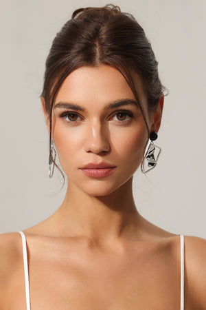 Zandy Uzay Metal Asimetrik Küpeler