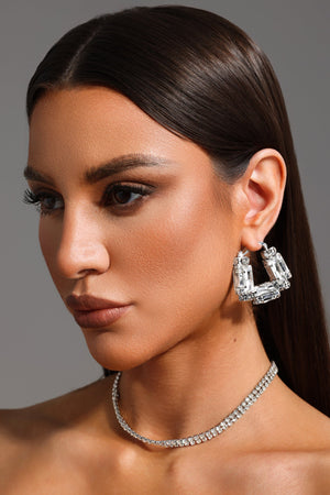 Yako Kare Kesim Taşlı Küpeler