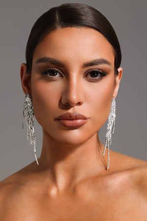 Kori File Detaylı Püskül Küpeler