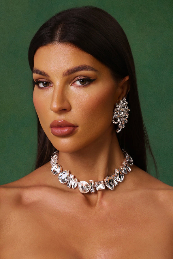 Dora Taş Detaylı Asimetrik Kolye