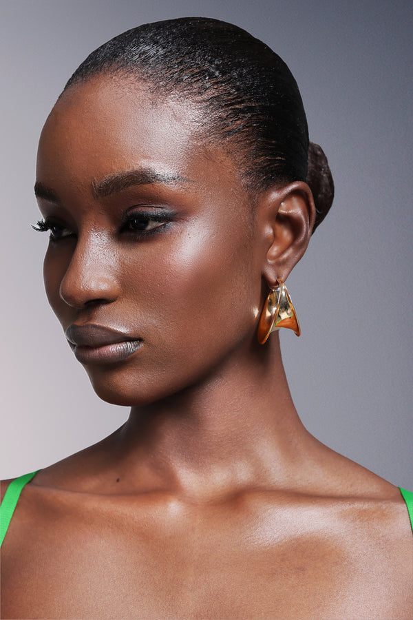 Maoma Metalik Kıvrım Küpe