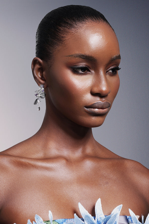 Kidia Kelebek Taş Detaylı Küpeler