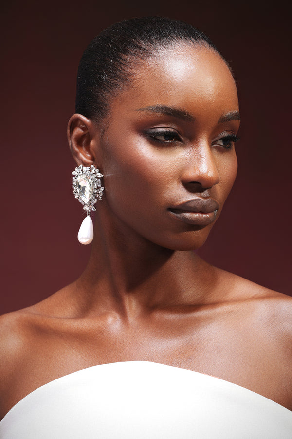 Romia İnci ve Taş Detaylı Küpeler