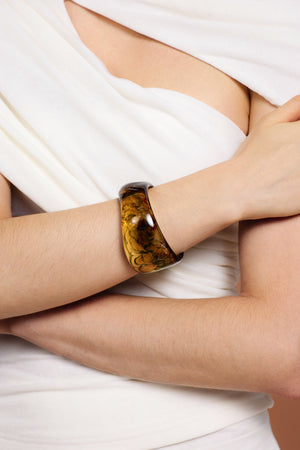 Zalea Geniş Yüzeyli Reçine Bileklik