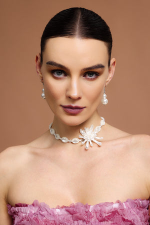 Zandy Çiçek Desenli Krizantem Küpeler