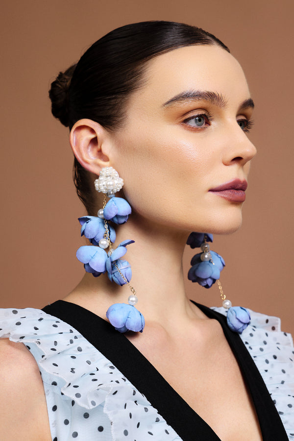 Delisy Çiçek ve İnci Püsküllü Küpe