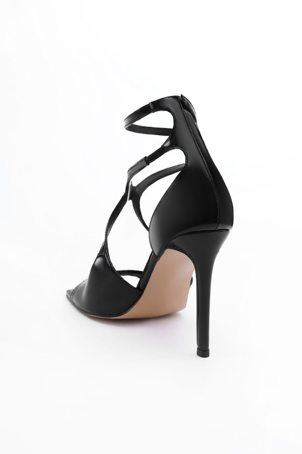 Roma Tarzı File Detaylı Sandaletler