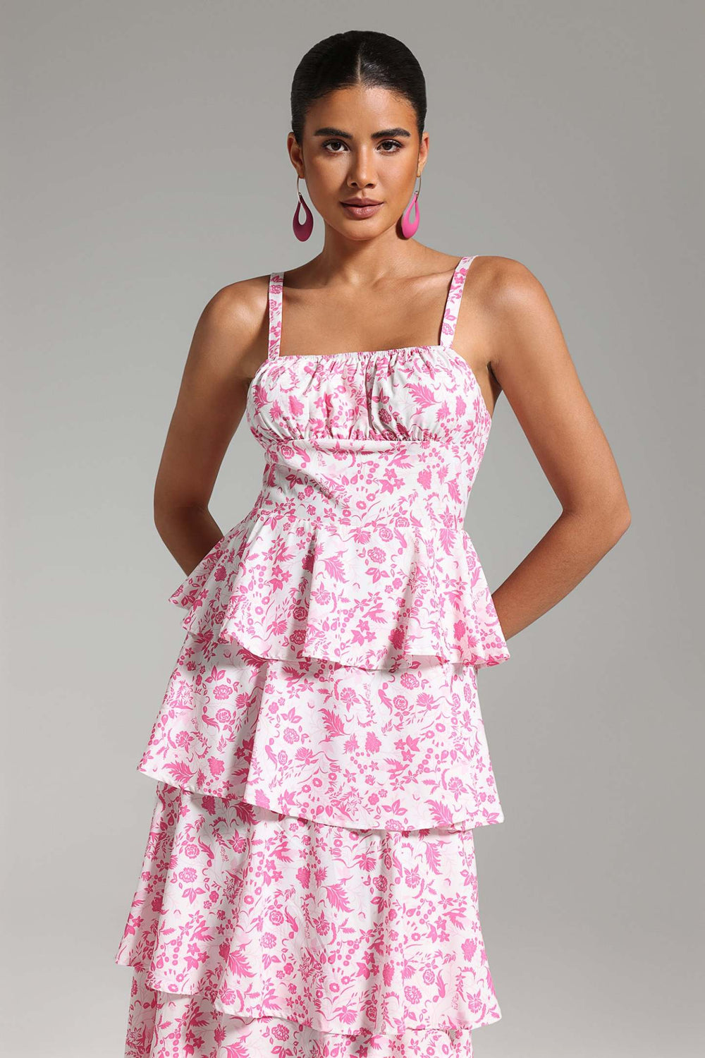 Katmanlı midi elbise, çiçek desenli, polyester kumaş.
