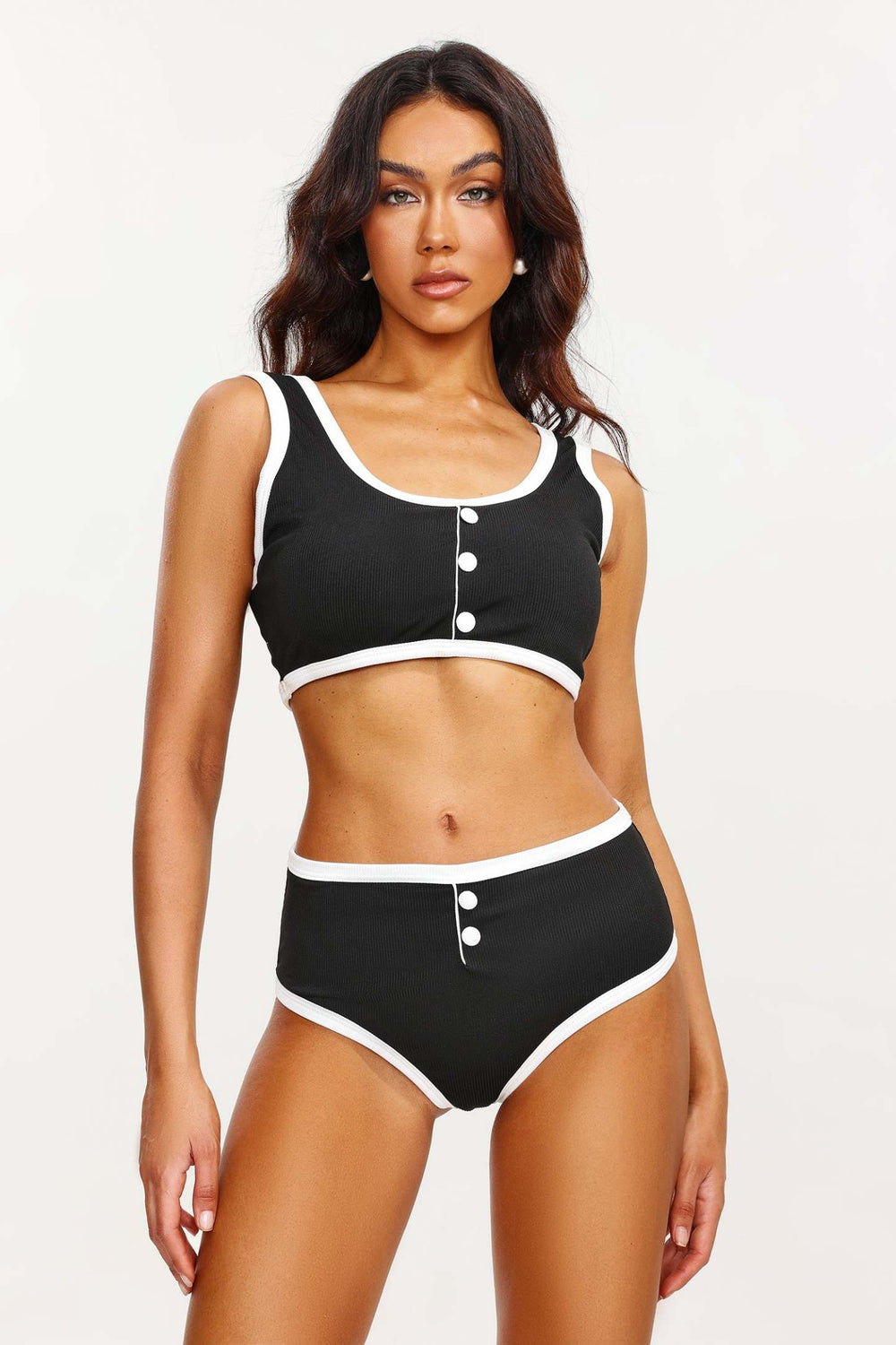 Düğmeli naylon spandex mayo takımı, siyah renkli