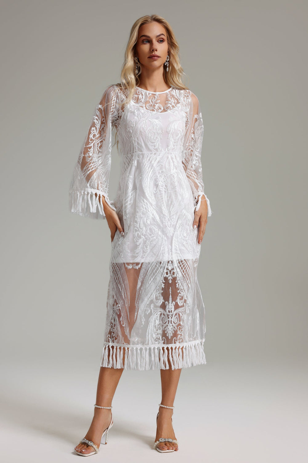 Enene işlemeli püsküllü elbise, polyester kumaşlı