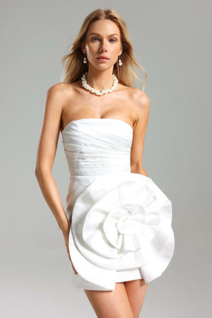 Flower pleated mini dress with bodycon silhouette and mesh fabric