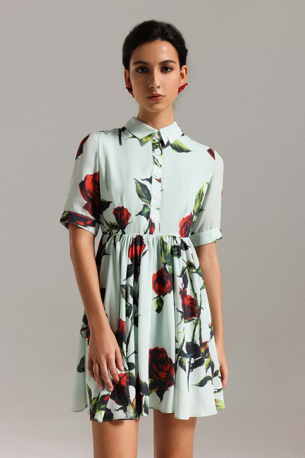 Çiçek desenli mini elbise, polyester kumaş, makinede yıkanabilir