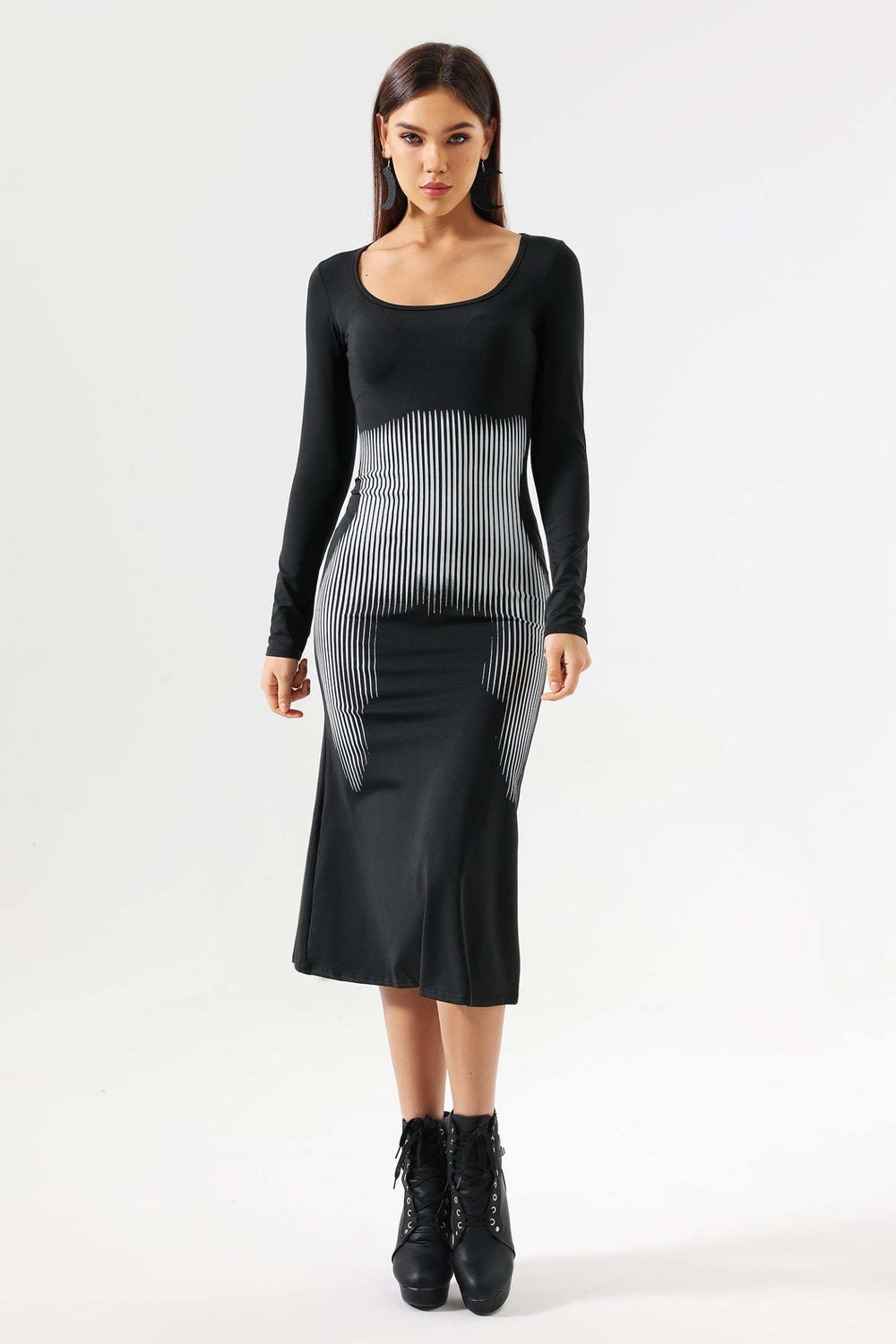 Desenli polyester midi elbise, Maoma marka.