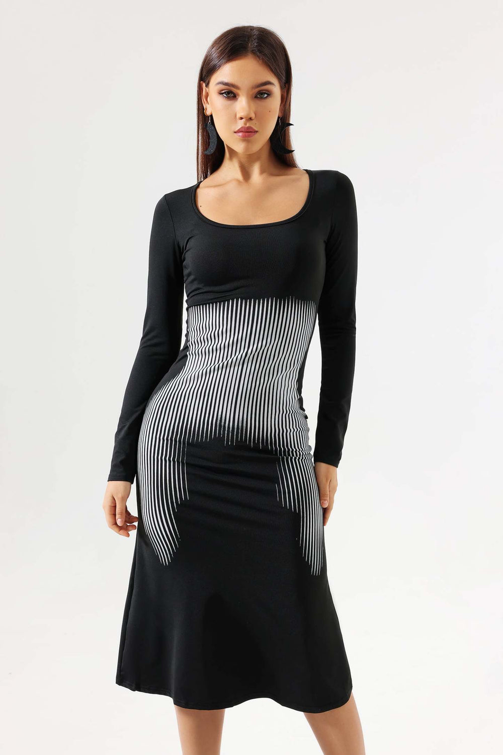 Desenli polyester midi elbise, Maoma marka.