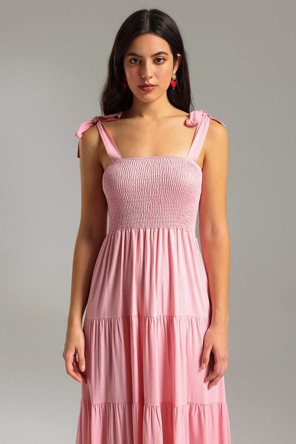 Pembe uzun askılı polyester elbise, makinede yıkanabilir