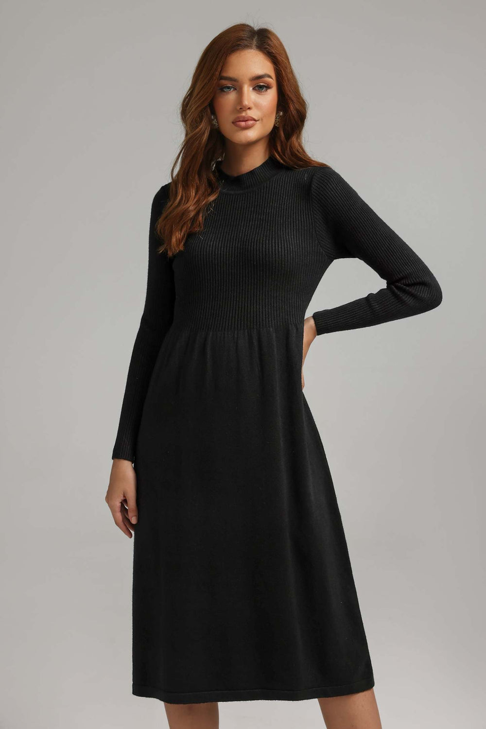 Zeytin yeşili örgü midi elbise, polyester ve naylon karışımı