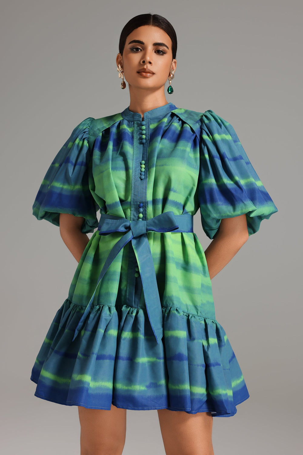 Desenli polyester mini elbise, makinede yıkanabilir