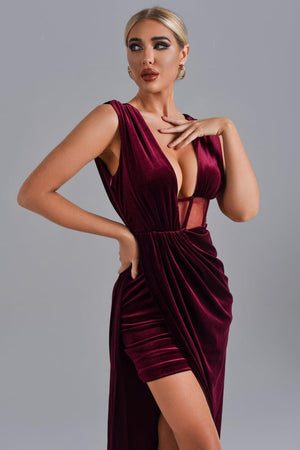 Kırmızı Kadife Yüksek Yırtmaçlı Abiye