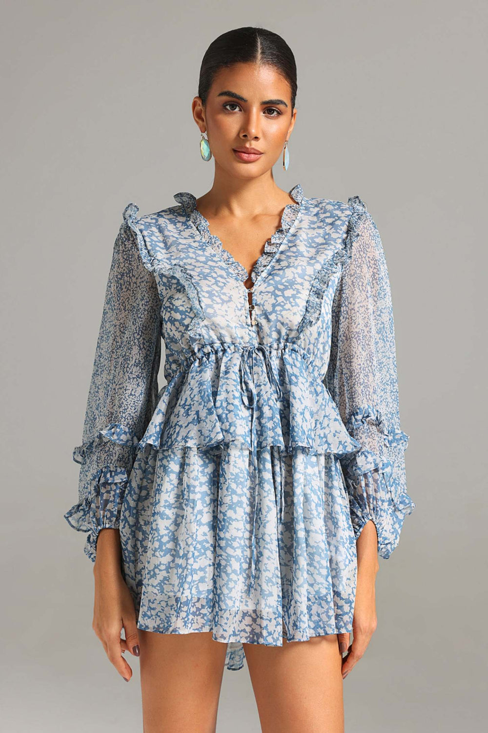 Volanlı desenli mini elbise, polyester kumaş, Sukia markası.