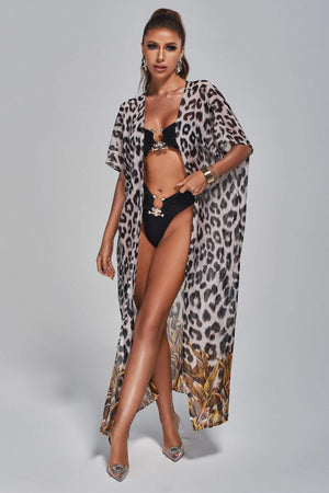 Leopar desenli, hafif kumaştan yapılmış Aoife plaj örtüsü