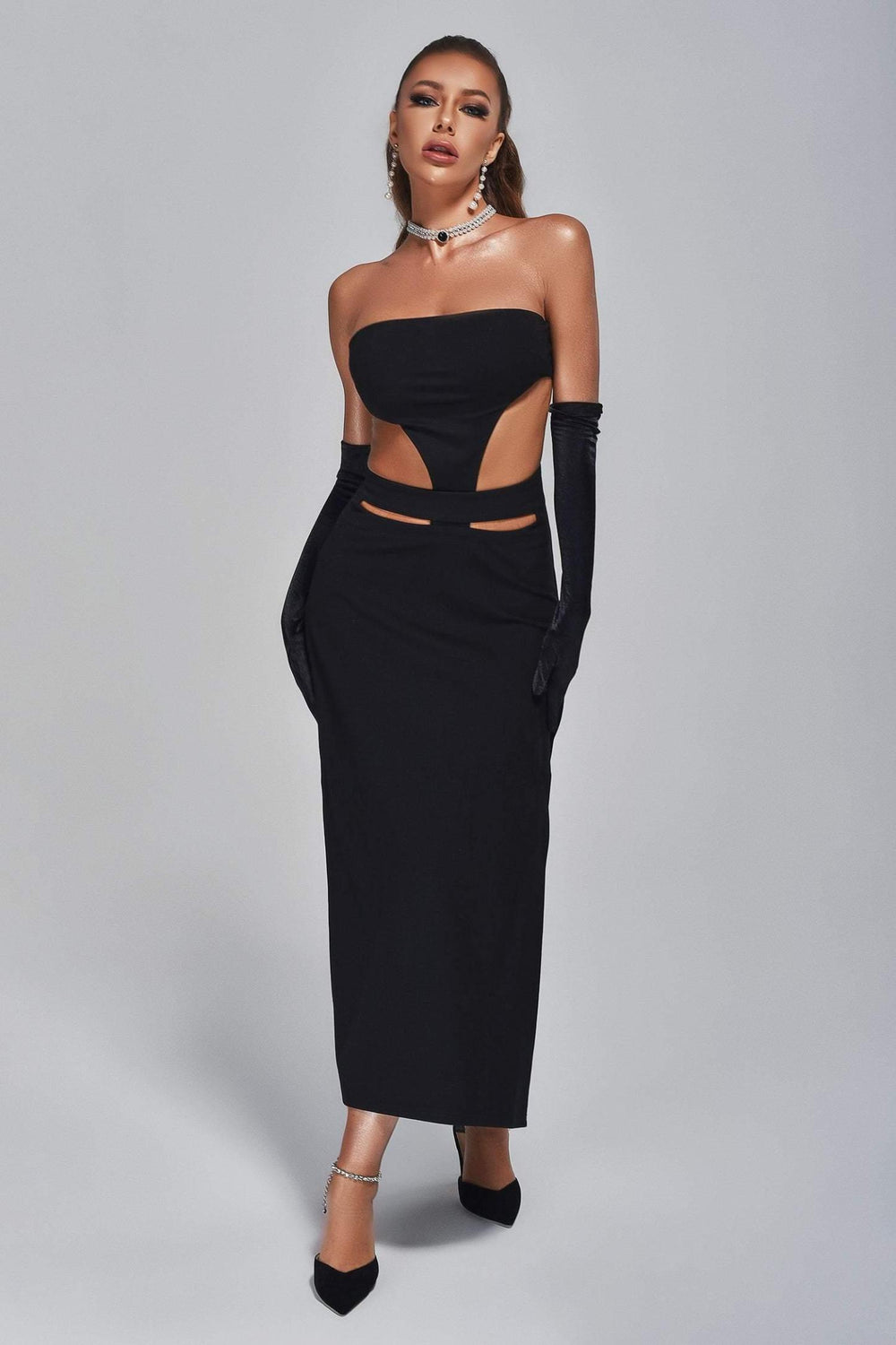 Kesik detaylı yırtmaçlı midi elbise, rayon-nylon karışımı.
