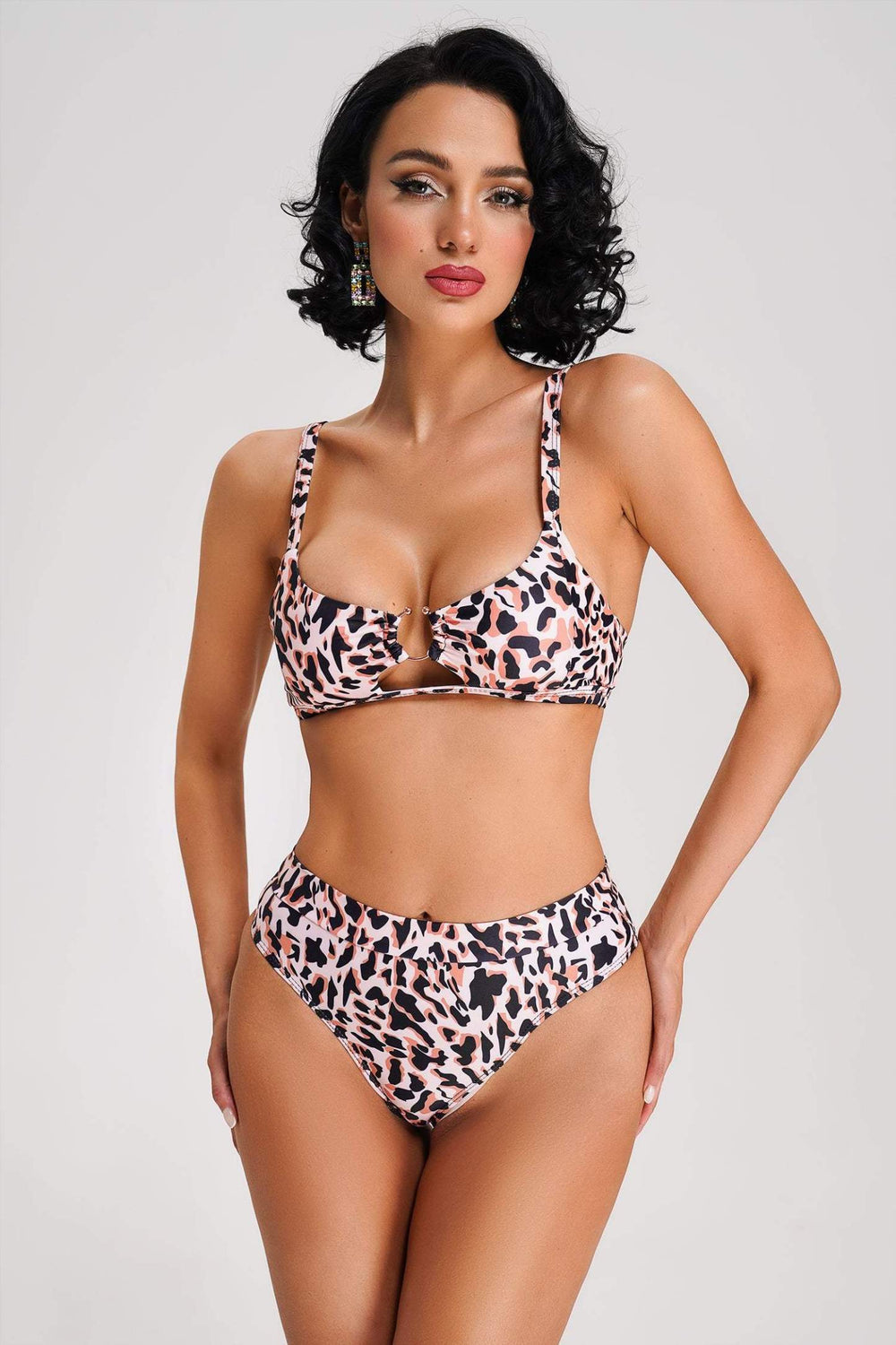 Striped two-piece Eleanore bikini with adjustable straps